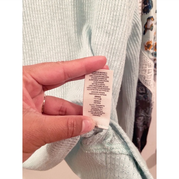 Free People Mint Sweater Long Sleeve Floral Large - Picture 8 of 12
